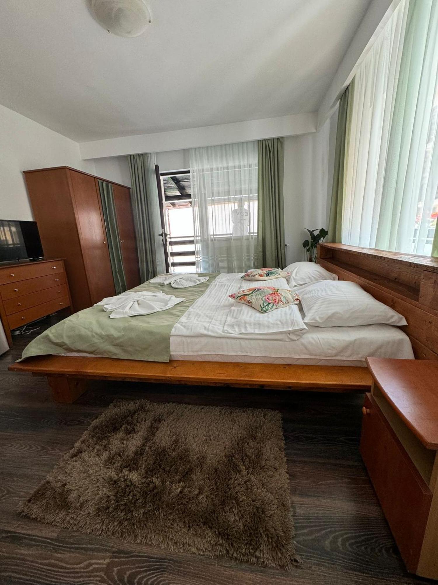 Bucura Sinaia Hotel Kültér fotó